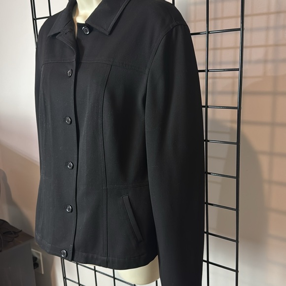 TALBOTS Stretch Black Modern Blazer / Jacket Sz 8 - Picture 2 of 5